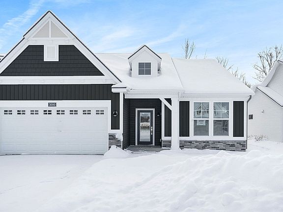 2nd image of 3000 Grand Isle Dr NE