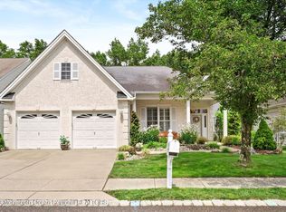 63 Oakmont Ln, Jackson, NJ 08527