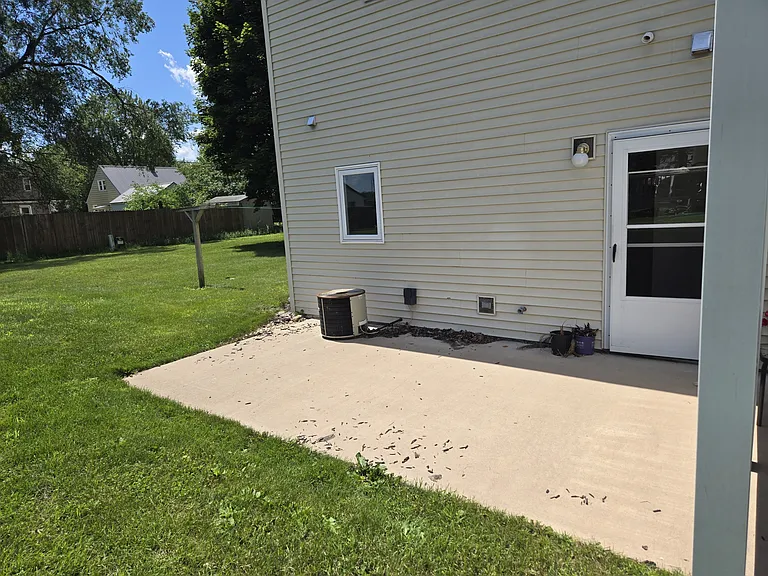 527 Franklin St #B — Photo 14