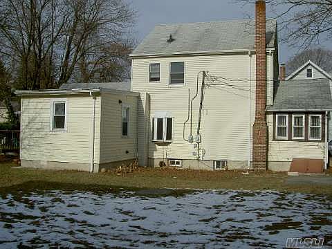 3rd image of 23 9th Ave