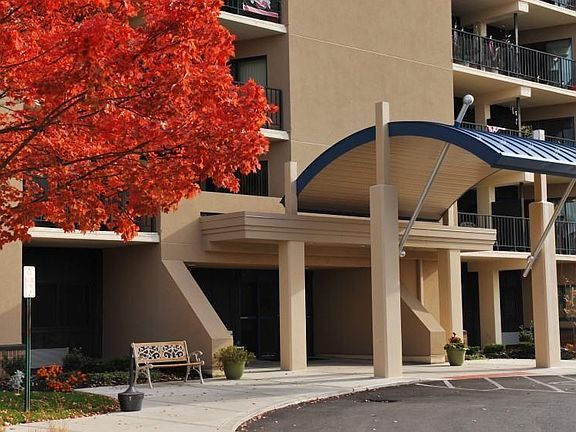 2nd image of 153 University Dr