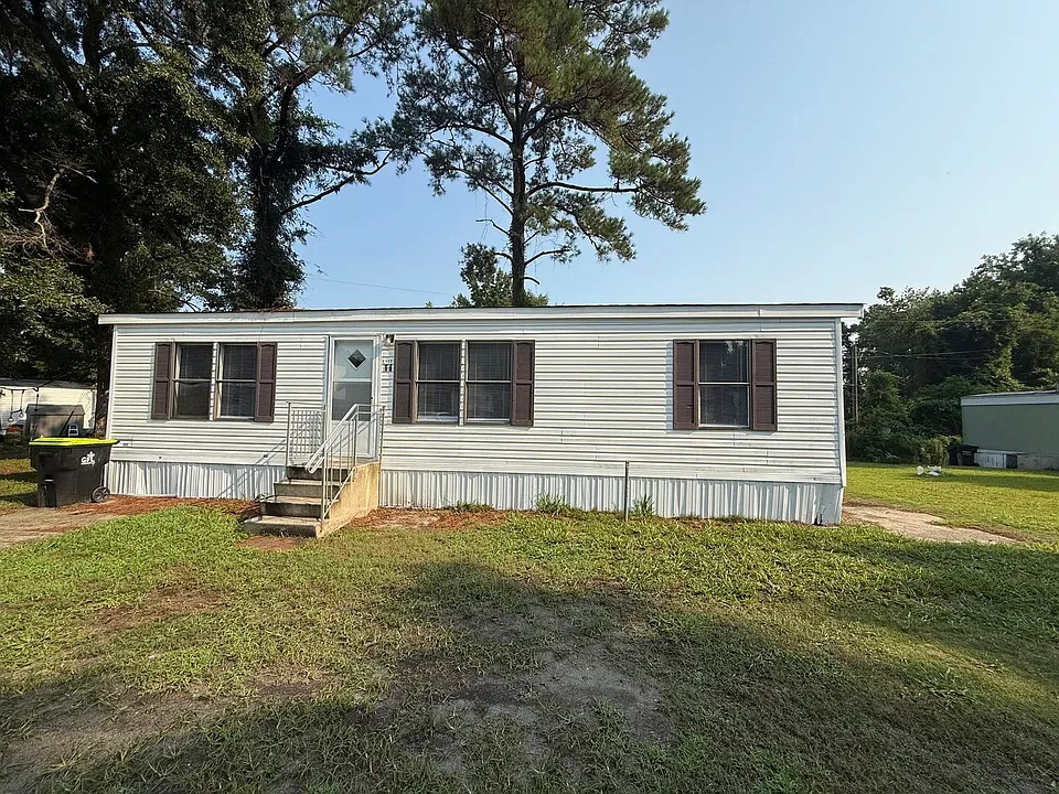 113 Barbour Rd #11