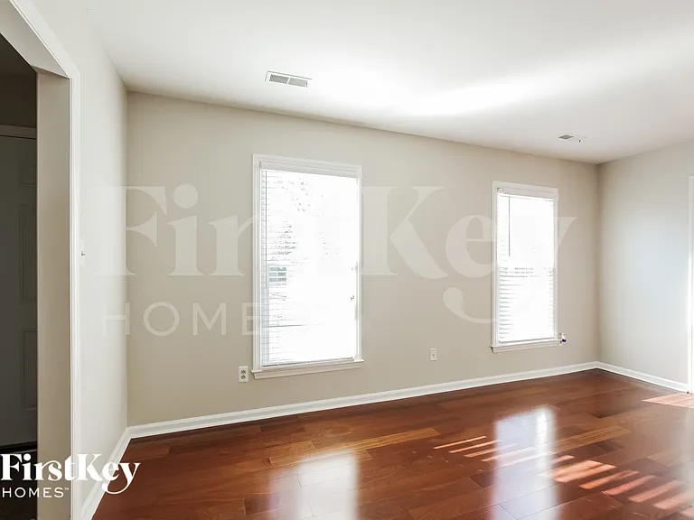 11701 Charnwood Ct — Photo 5