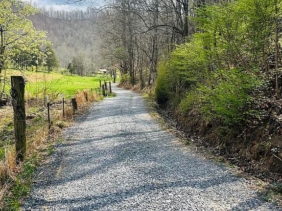 2nd image of Kingdom Rd