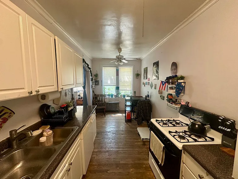 4824 W Addison St — Photo 3