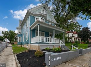 302 E Market St, Marietta, PA