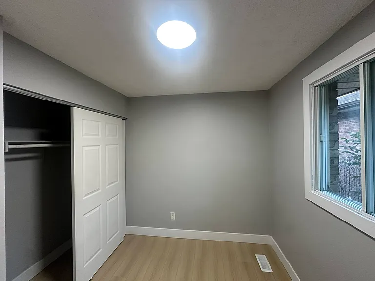 920 Southgate Dr — Photo 14