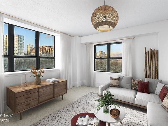 3rd image of 220 Manhattan Ave APT 7H