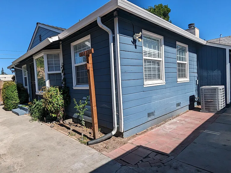 388 Laswell Ave — Photo 8