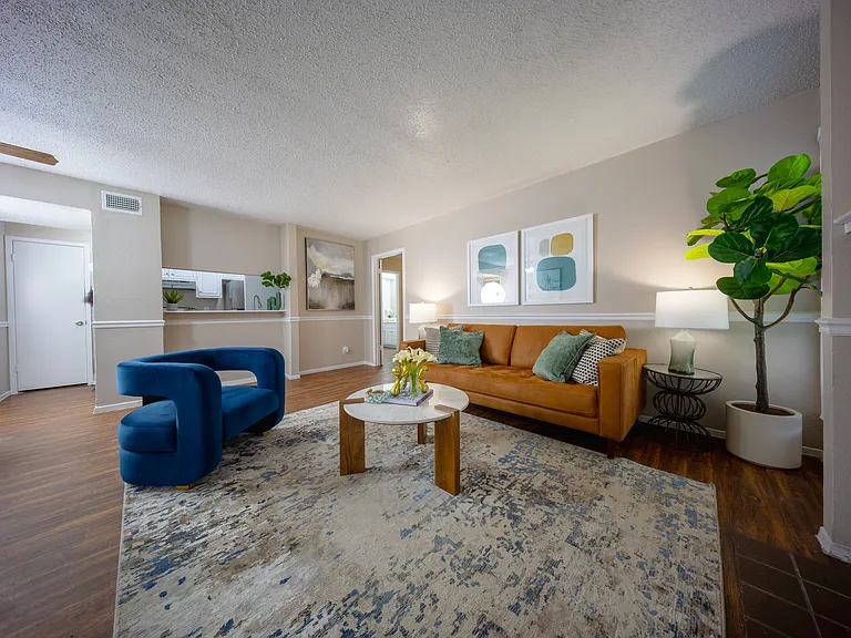 Stonegate Apartments — Photo 23