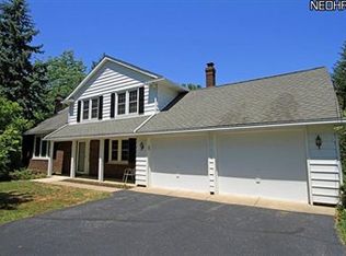 35255 Martin Rd, Willoughby Hills, OH 44094