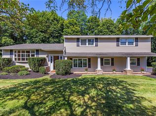 7 Huntington Ln, Camillus, NY 13031
