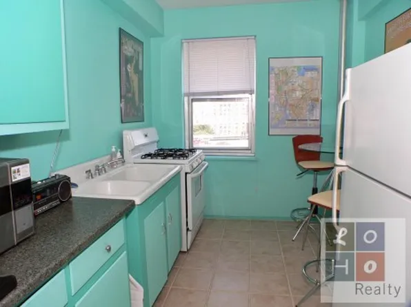 530 Grand Street image 1 of 6