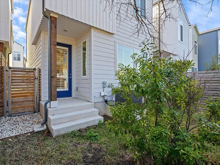 814 N Bluff Dr #76 — Photo 6