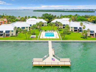 7300 Sunshine Skyway Ln S APT 201, Saint Petersburg, FL, 33711