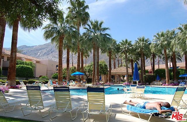Fine resort living!