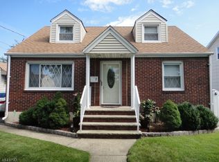 7 Church St, Elmwood Park, NJ 07407