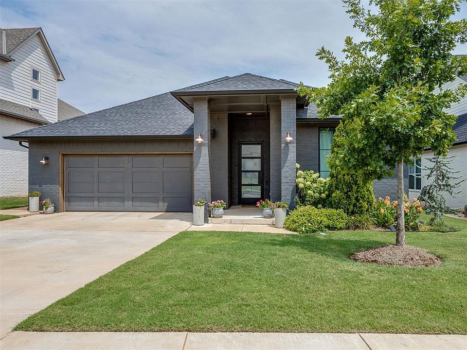 1st image of 3509 Pasqual Way