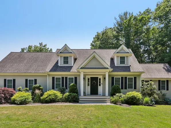831 Mayflower St, Duxbury, MA 02332