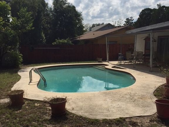 Deep, in ground pool!