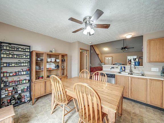 2nd image of 616 Penn St #65