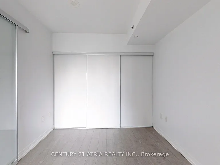 251 Jarvis St #509 — Photo 10