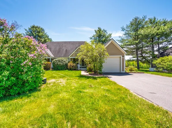 21 Wintercroft Circle #2, Grantham, NH 03781