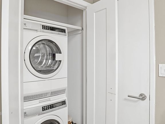 4th image of 44 E 12th St APT 8B