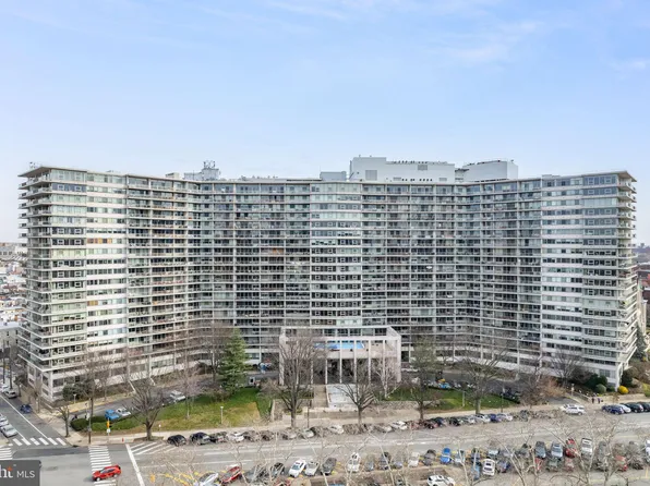 2401 Pennsylvania Ave APT 3C49, Philadelphia, PA 19130