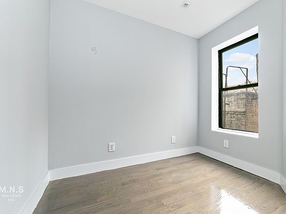 5th image of 235 E 117th St APT 4F
