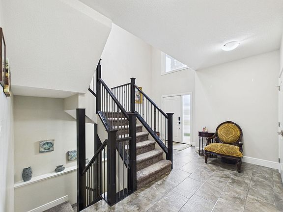 4th image of 48 Lundberg Cres