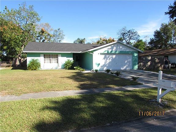 3rd image of 3227 Everett St