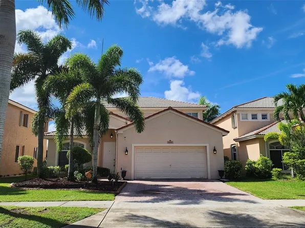 4490 Banyan Trails Drive, Coconut Creek, FL 33073