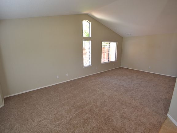 5th image of 8465 Hollow Oaks Ct