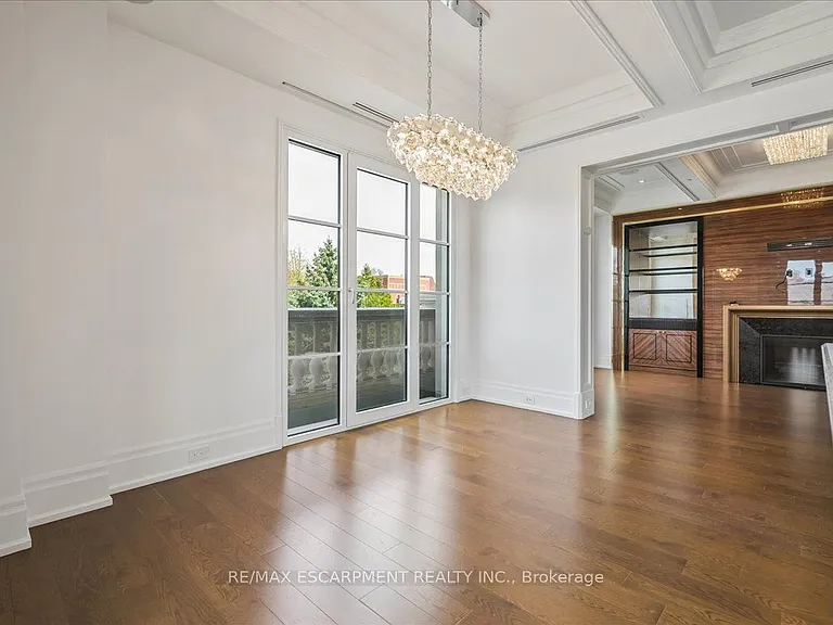 300 Randall St S #211 — Photo 31
