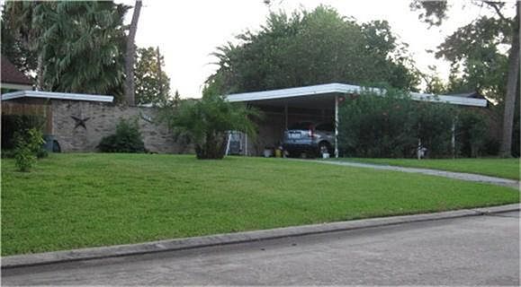 1st image of 115 Wyndwood Dr