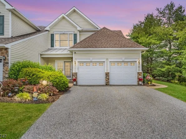 65 Briar Court, Hardyston Twp., NJ 07419