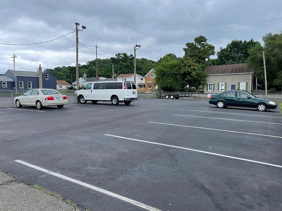 2nd image of 1005 2nd St