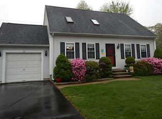 179 Lonsdale Farm Rd, Cumberland, RI 02864