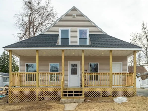 12 Park Ave, Leominster, MA 01453