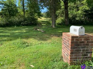 100 Valley Ct, Vine Grove, KY 40175