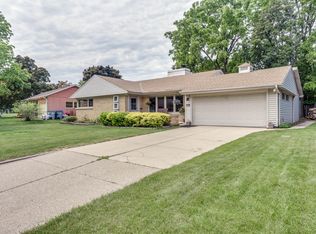 5224 W Jerelyn Pl, Milwaukee, WI 53219