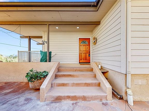 5th image of 8423 Hillcroft Dr