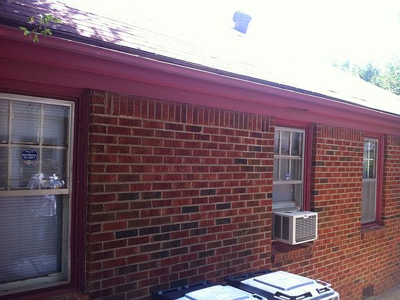 2nd image of 2304 NE 24th St