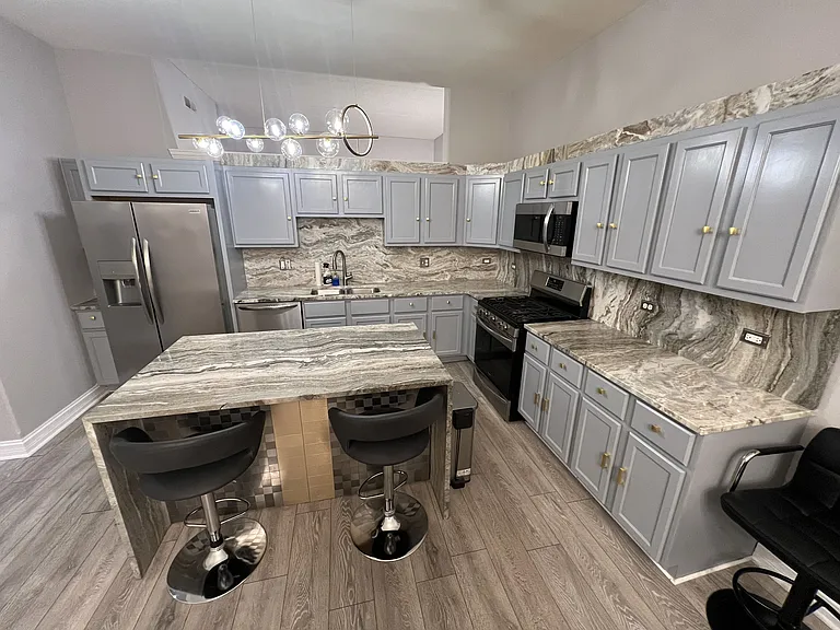3630 N Harlem Ave #411 — Photo 3