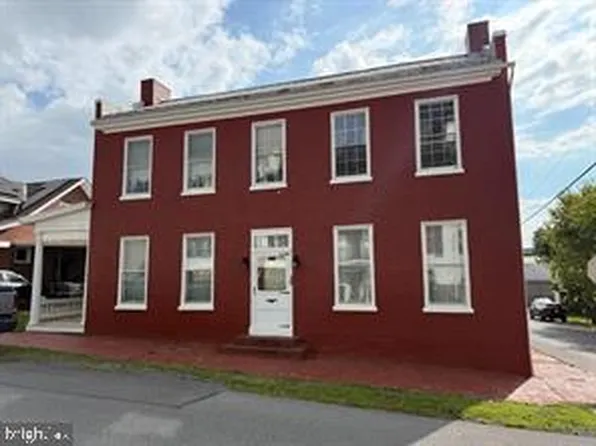 20 N Market St, Mc Veytown, PA 17051