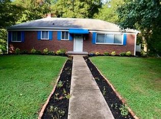 104 30th Ave NW #18/19-B, Hickory, NC 28601