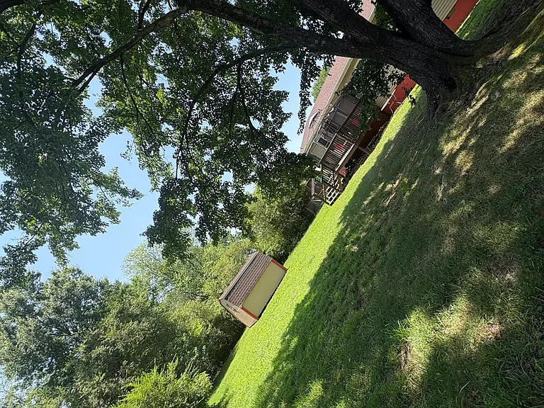 4713 Craddock Ave — Photo 11