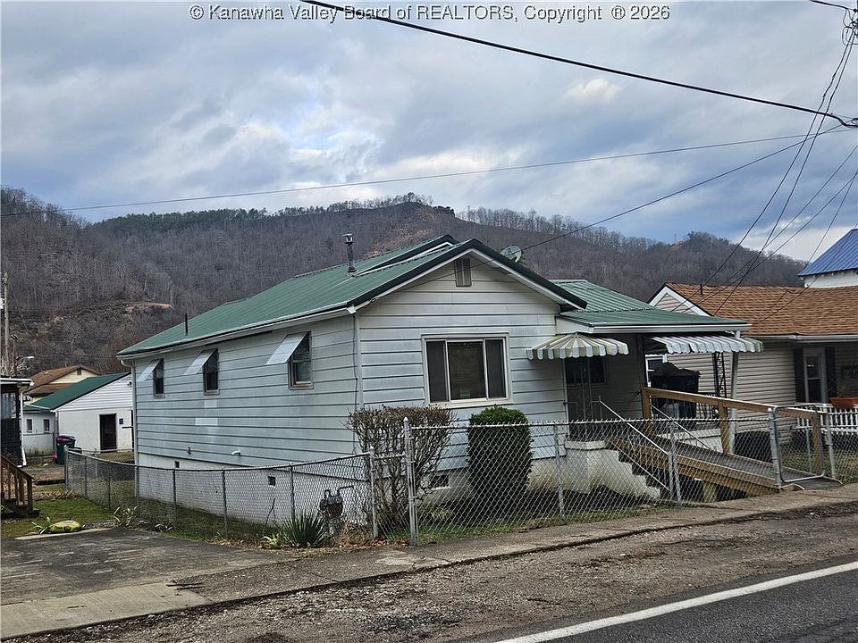 1st image of 2509 3rd Ave