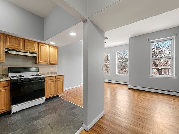 4th image of 9 Madison Ave APT 2